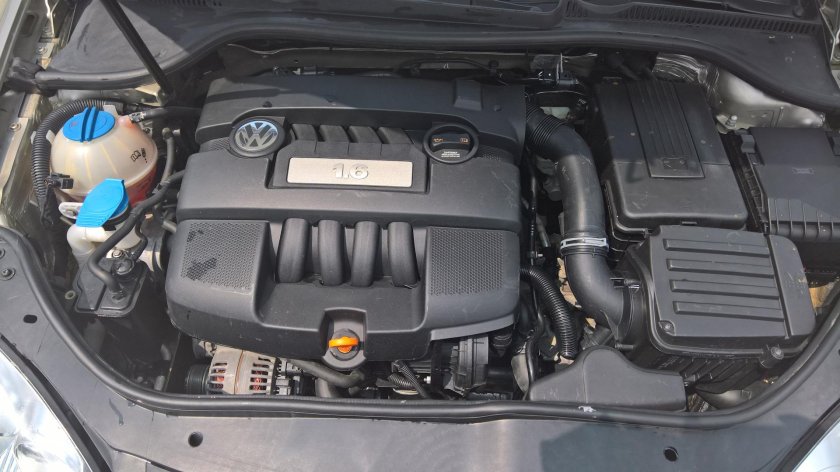 Двигатель Фольксваген 1.6 BSE