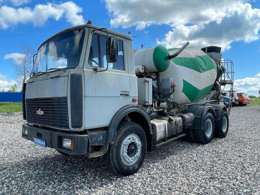 Автобетоносмеситель МАЗ 6516в9