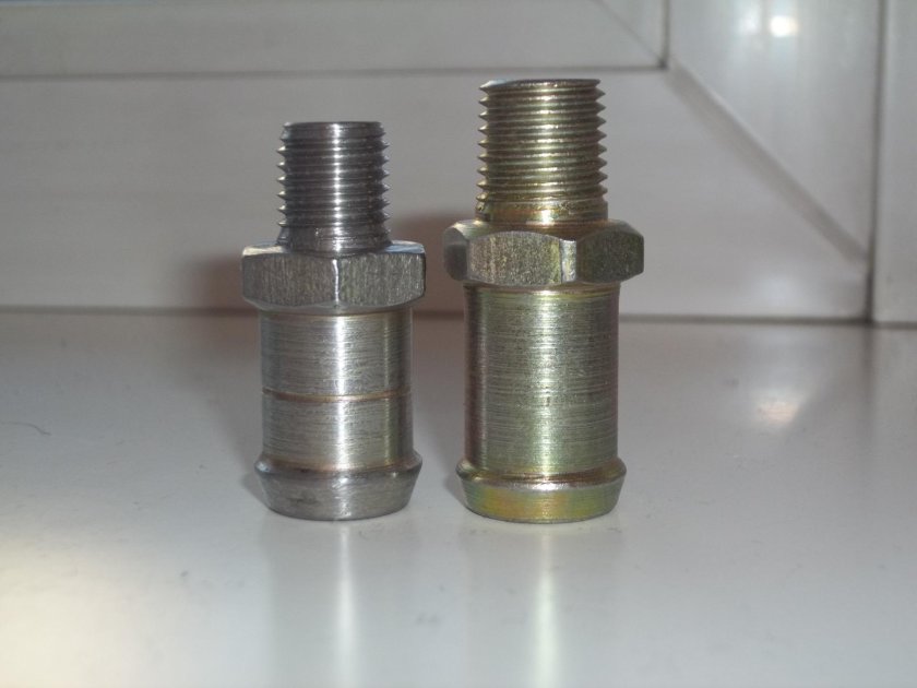 Штуцер в блок 2101 подогревателя