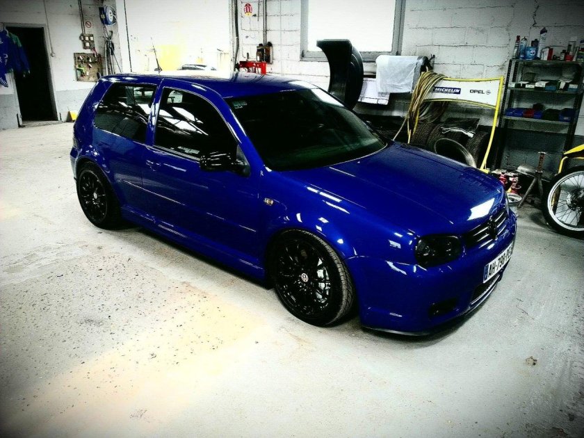 Фольксваген Golf 4