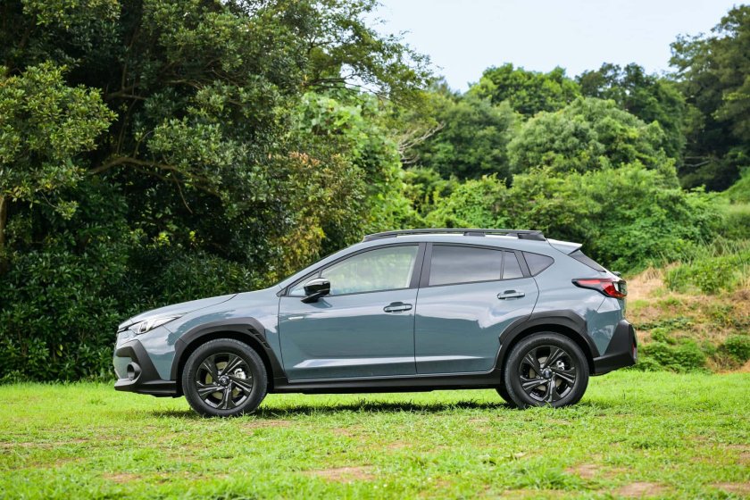 Subaru crosstrek hybrid