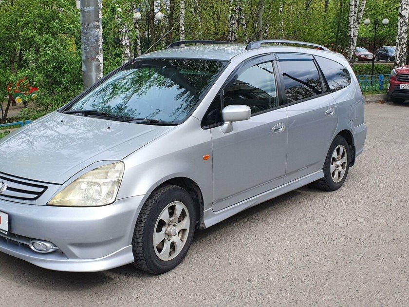 Стрим серый Хонда