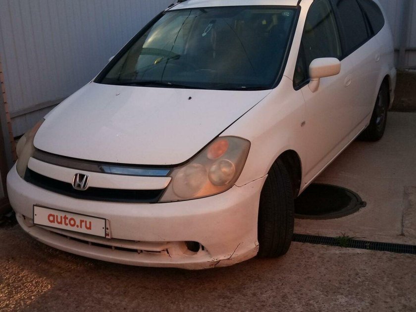 Honda stream i
