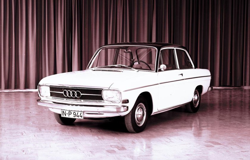 Audi 100 coupe s