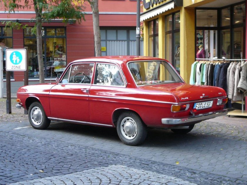 Audi 60