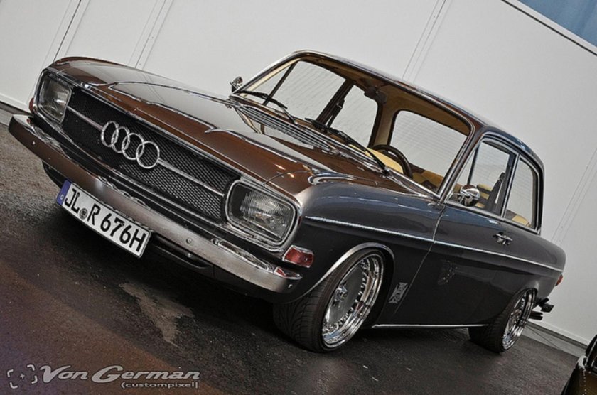 Audi 60