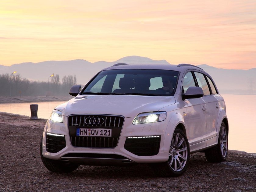 Audi q7 v12