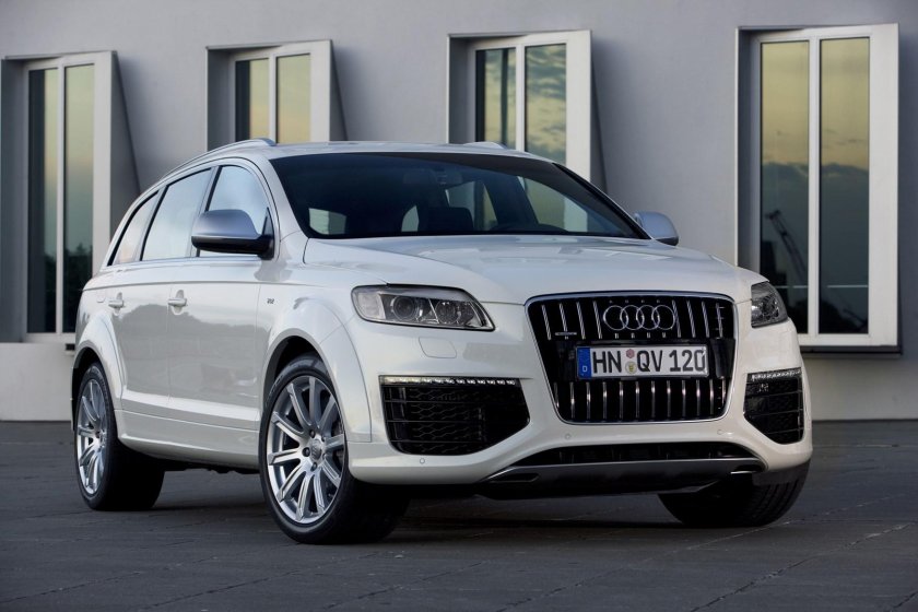 Audi q7 v12