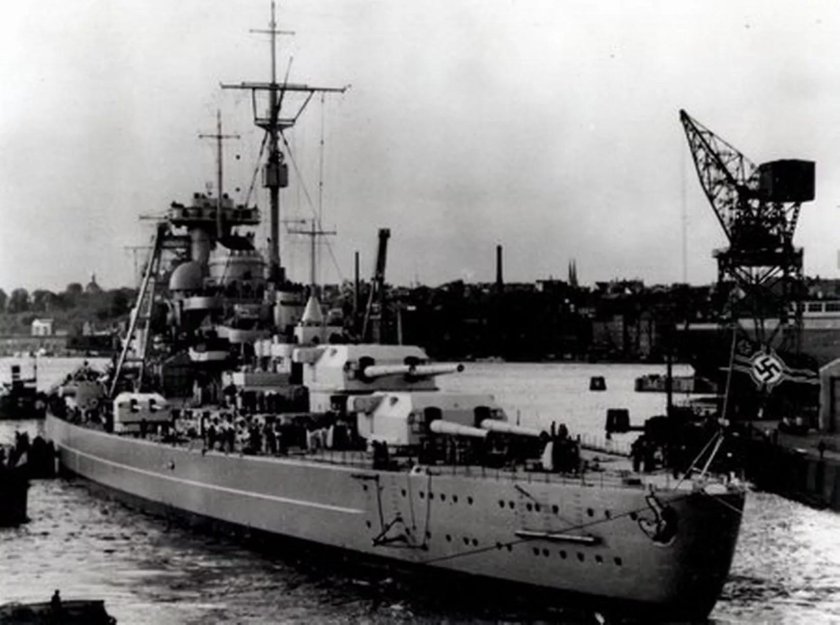Линкор Кригсмарине бисмарк