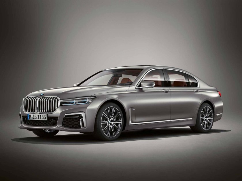 BMW m760li 2021