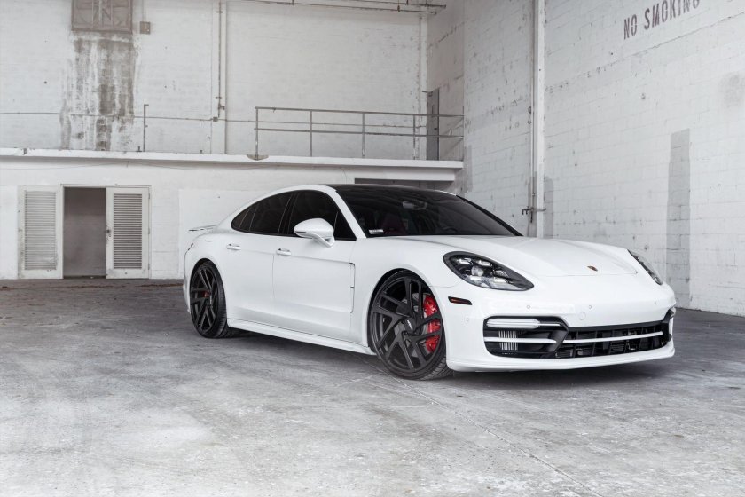 Porsche Panamera White 2018