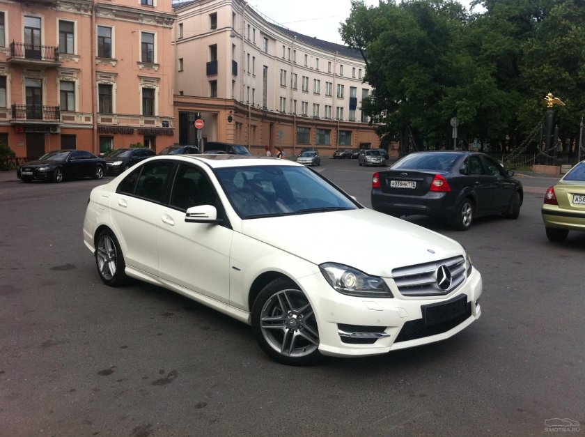 Мерседес с200 белый