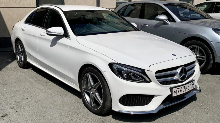 Mercedes benz c class 2015