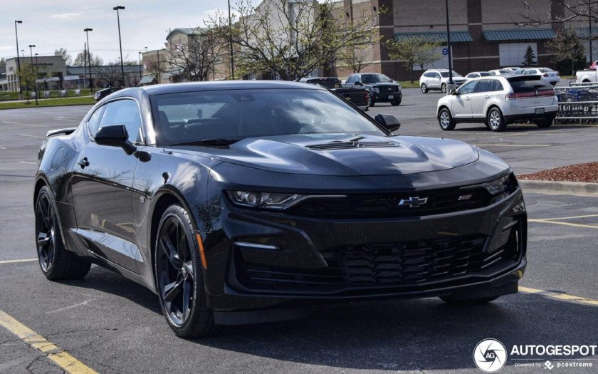 Шевроле Камаро СС 2020
