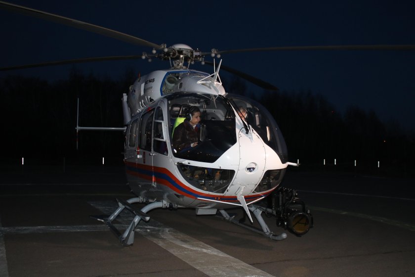 Санитарный вертолет мац