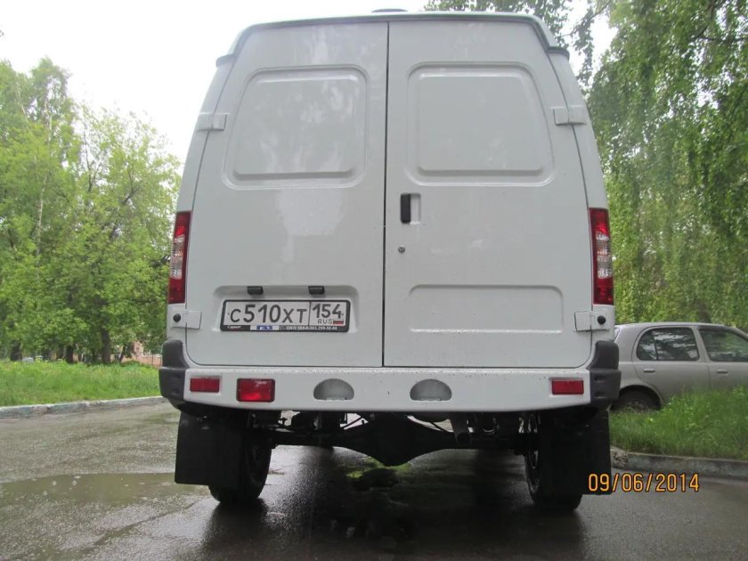 ГАЗ 2752 Соболь вид сзади