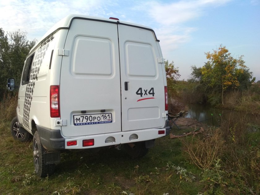 ГАЗ Соболь 2752 сзади