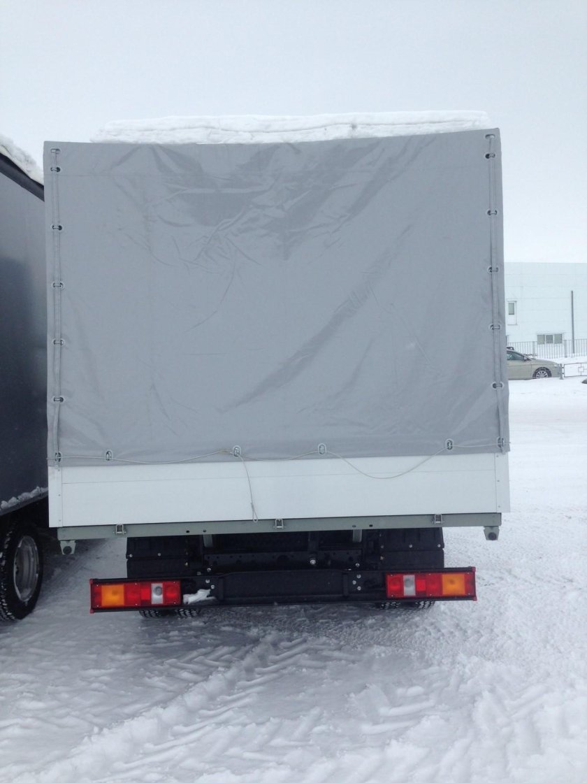 Газель Некст грузовая сзади