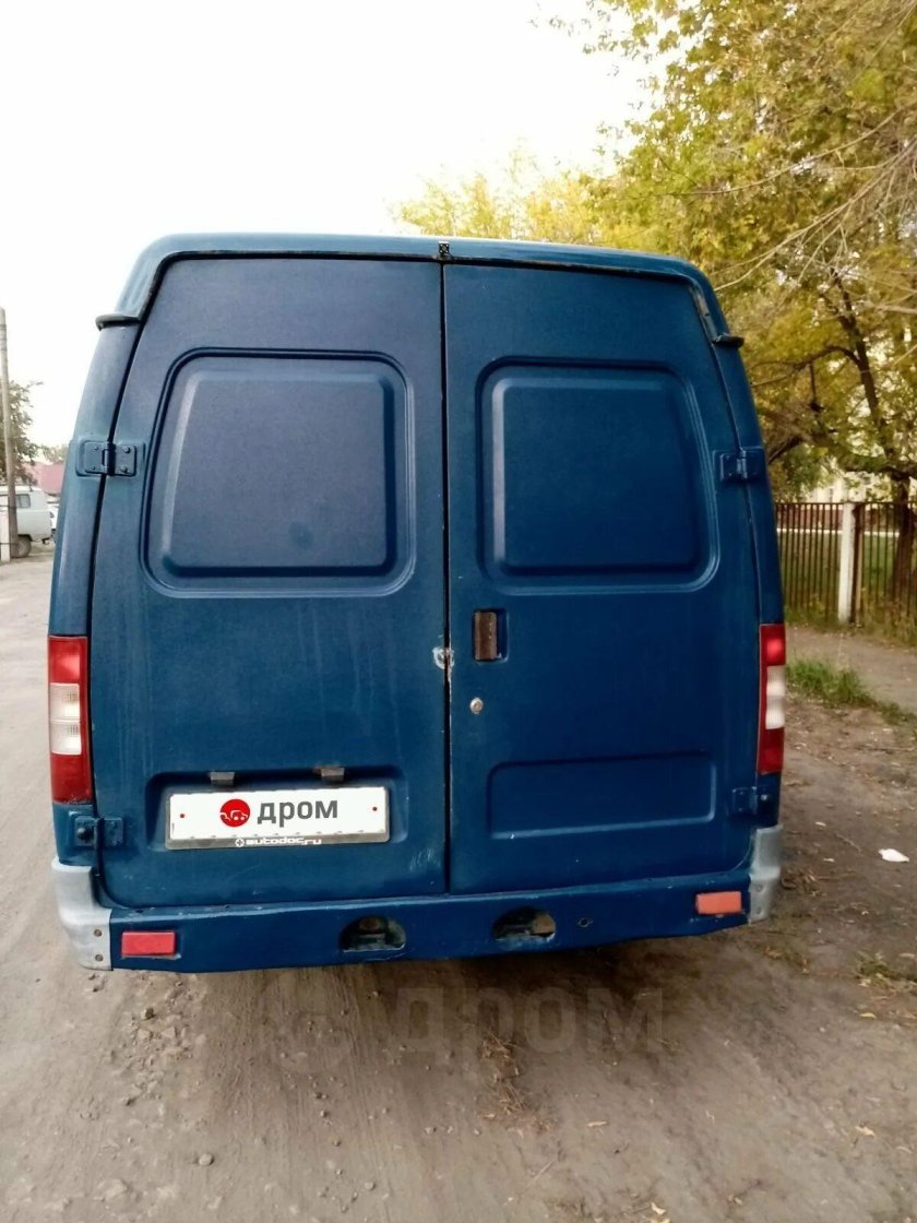 Газель цельнометаллическая сзади