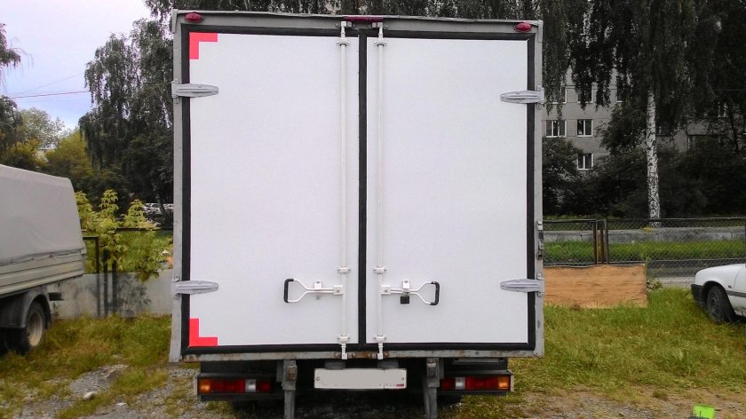 Задние ворота на будку Газель 3302