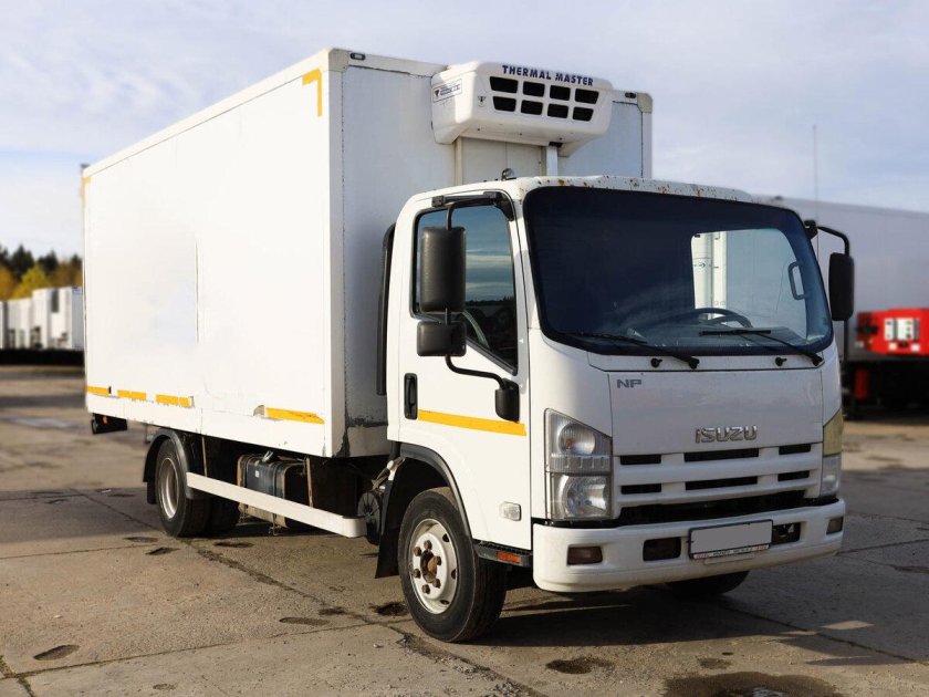 Исузу полуприцеп