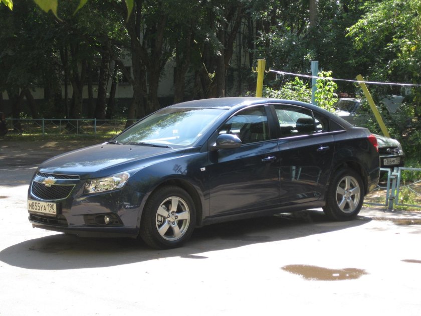 Шевроле Круз синий