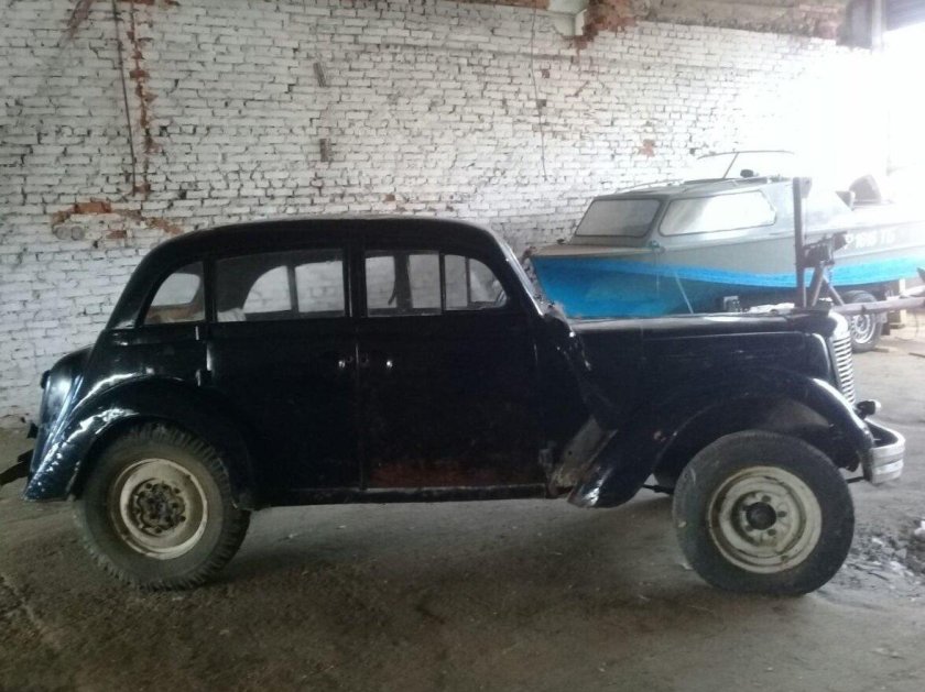 Москвич 401 1954 года