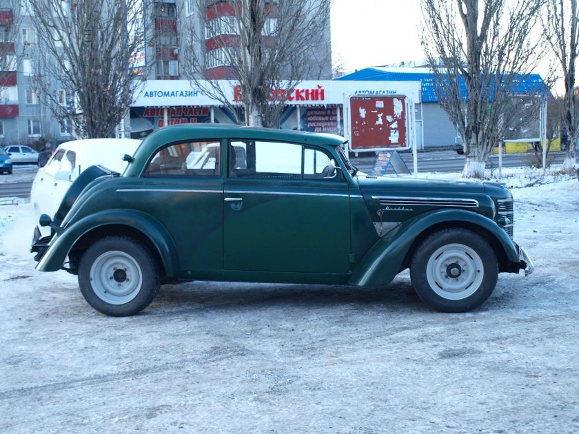 Москвич ИЖ 401