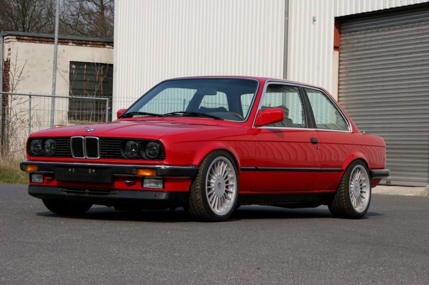 BMW e30 Coupe
