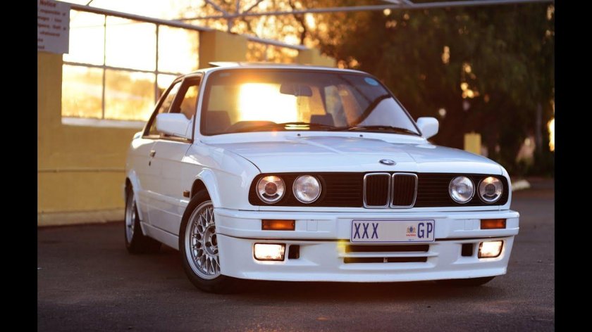 БМВ е30 белая