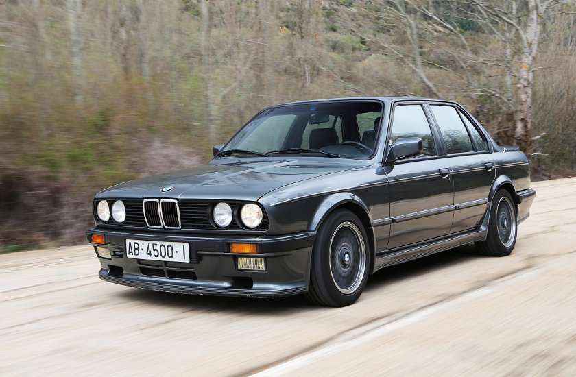 BMW e30 седан