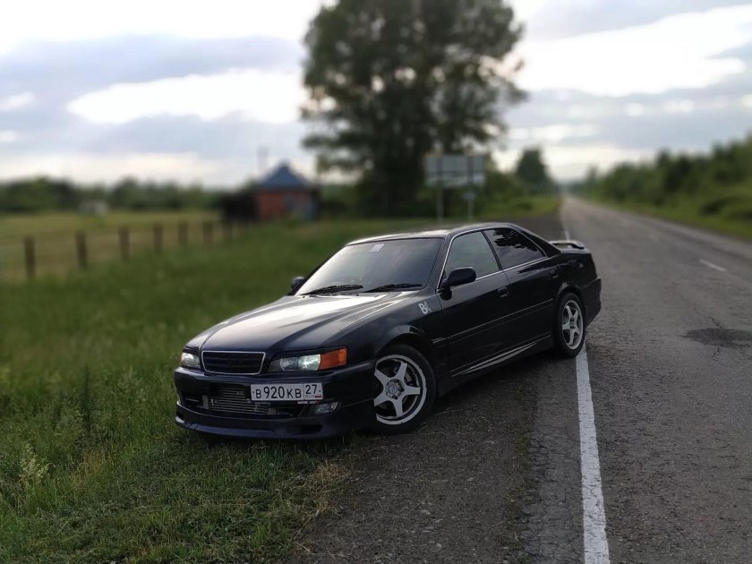 Toyota Chaser 100
