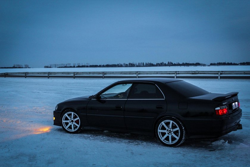 Тойота Чайзер 100