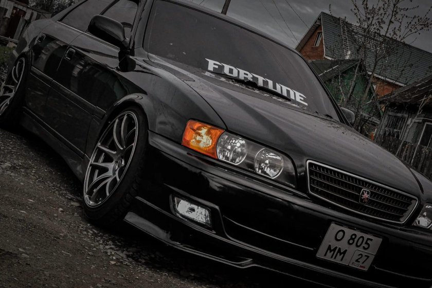 Toyota Chaser 100