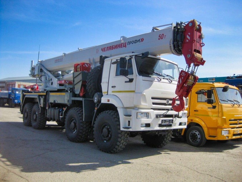 Автокран челябинец