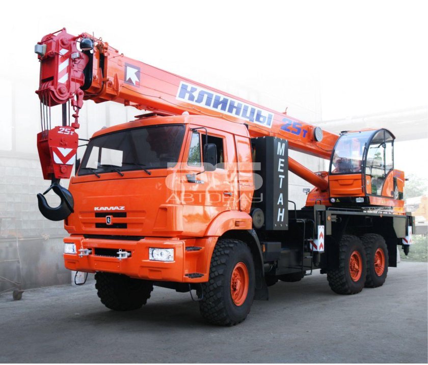 Автокран КС-55713-1 на базе КАМАЗ