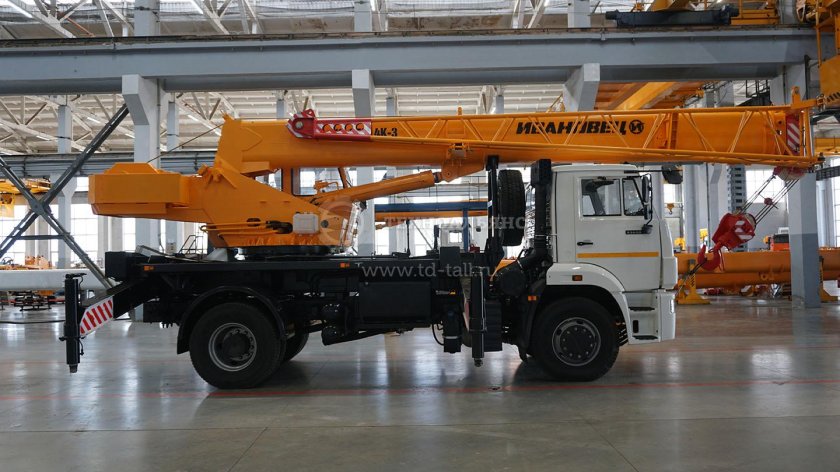 Автокран Ивановец КС-35714к-3