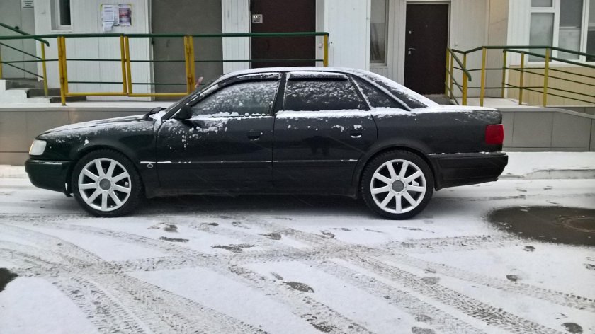 Ауди 100 r17