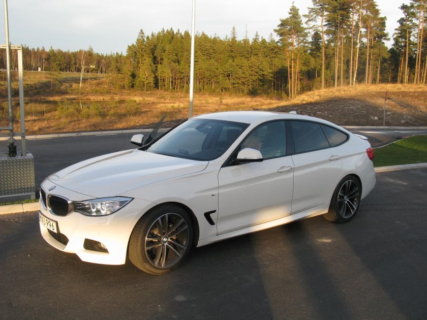 BMW 325i 2015