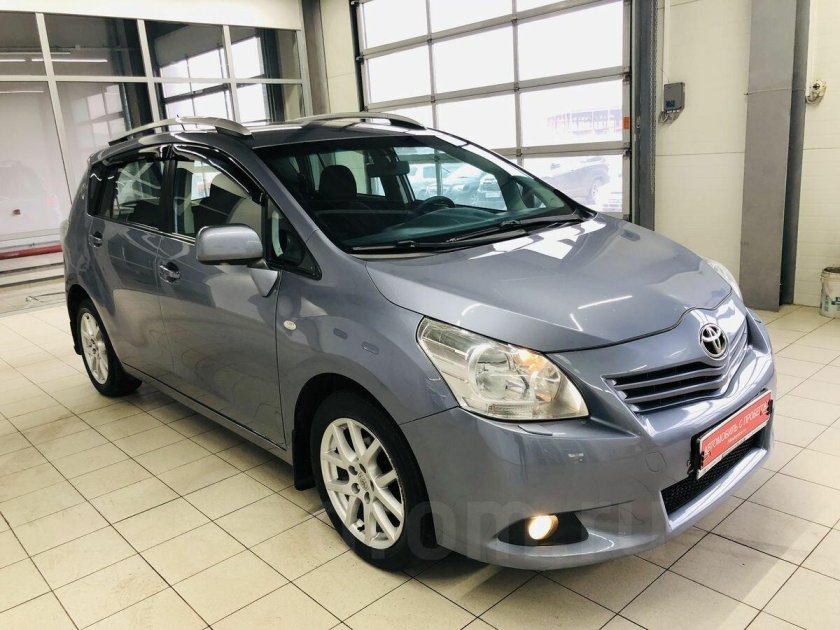Toyota Corolla Verso 2010