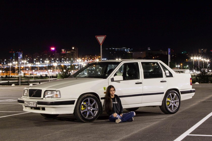 Volvo 850 белая