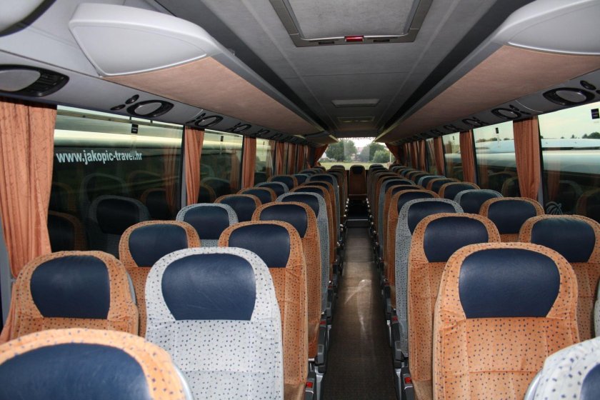 Автобус Setra s328dt