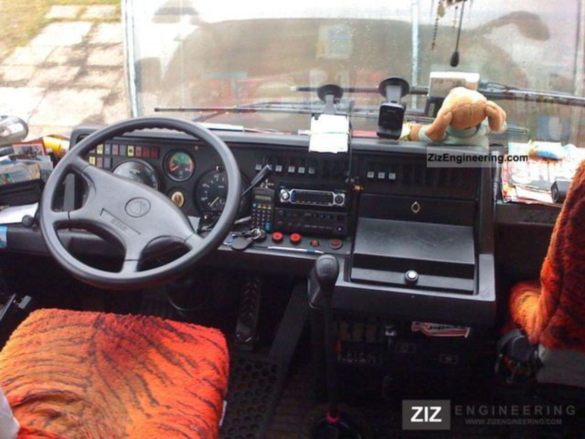 Setra 215 кабина