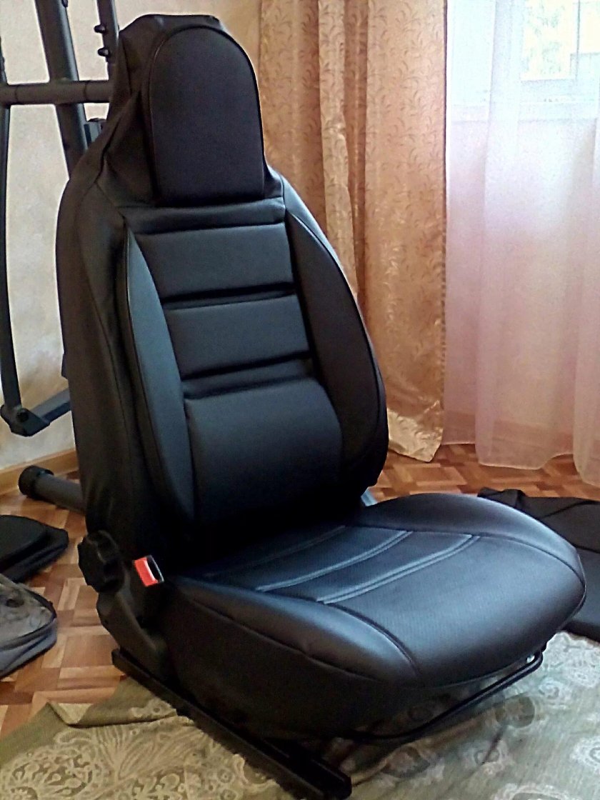 Гранта спорт кожаные сиденья