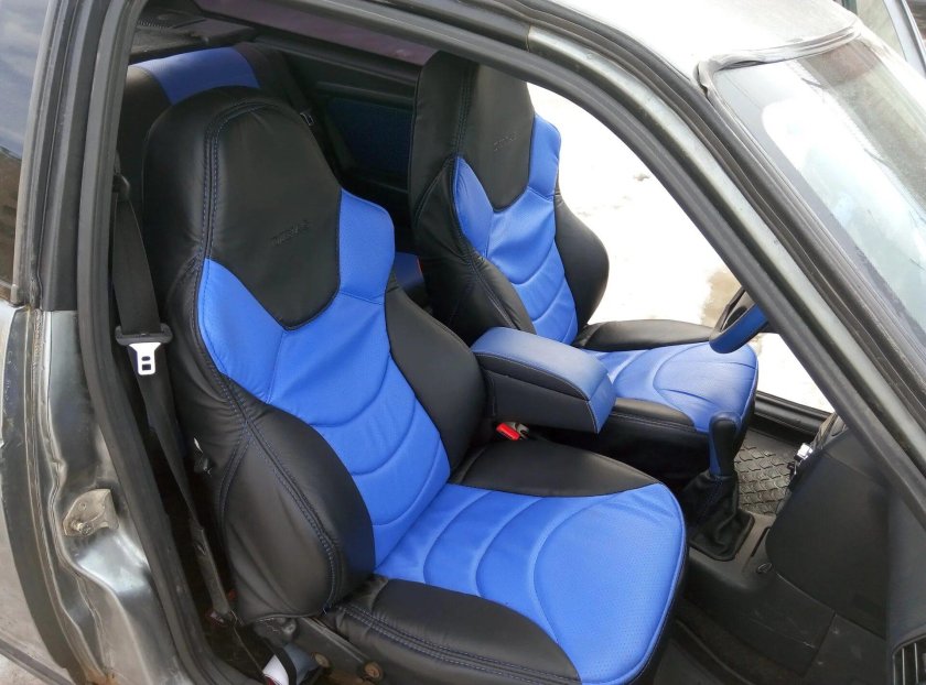 Чехлы ВАЗ 21123 купе