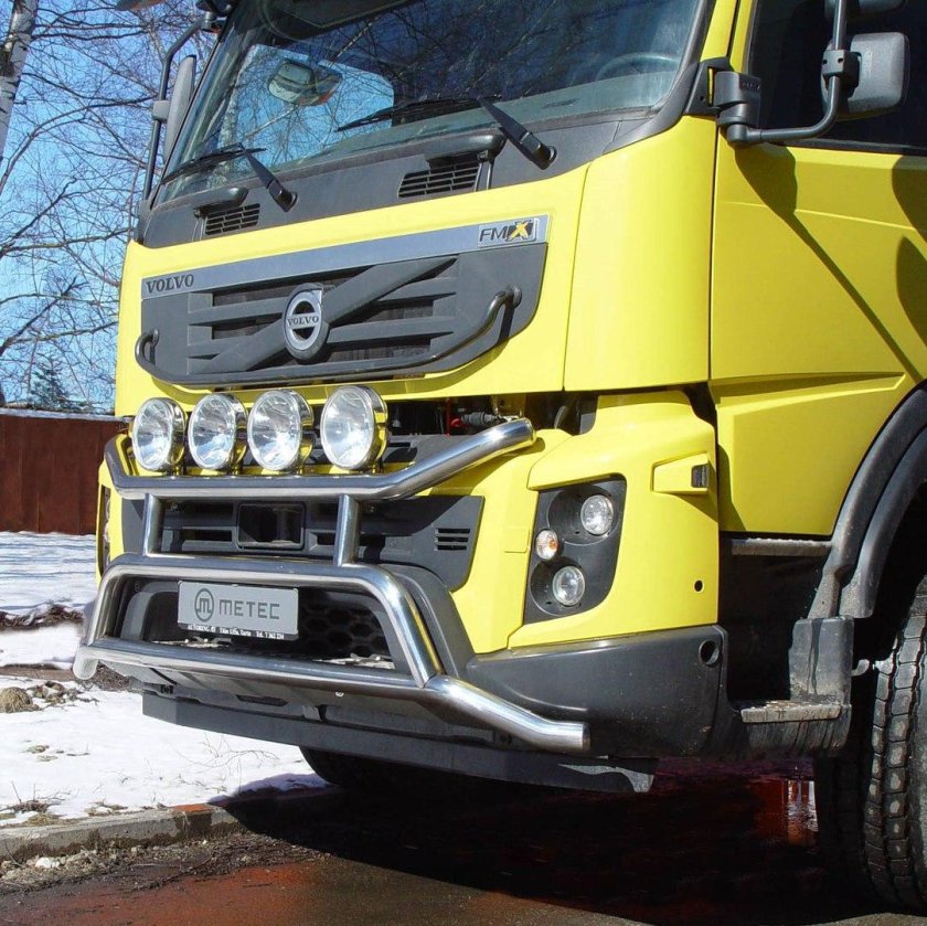 Кенгурятник на Volvo FMX