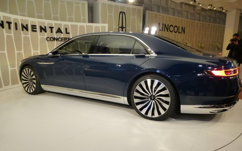Линкольн Континенталь концепт 2007