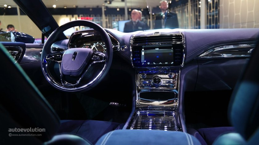 Линкольн Континенталь 2022