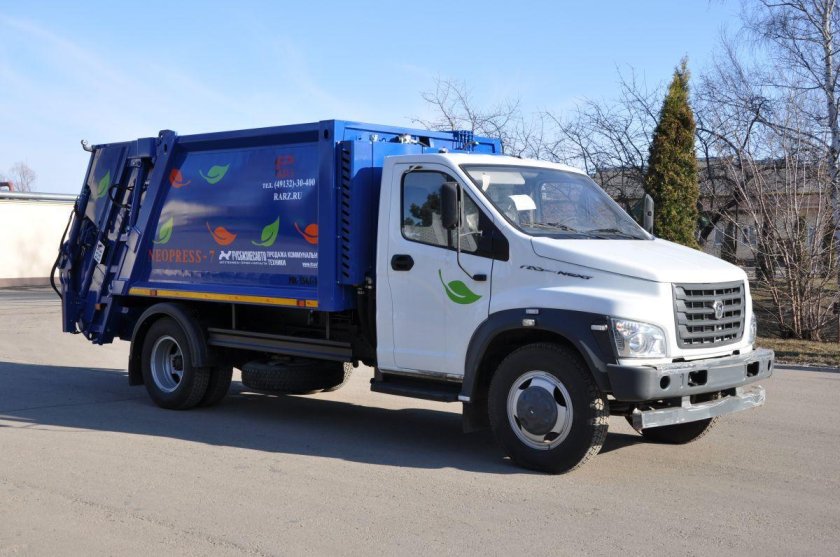 МК-1541-14 на шасси ГАЗ-c41r33 мусоровоз