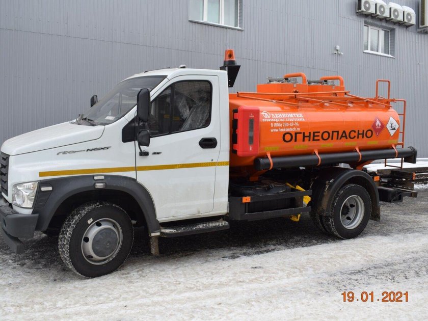 Приобрести в лизинг газон НХК тентованный